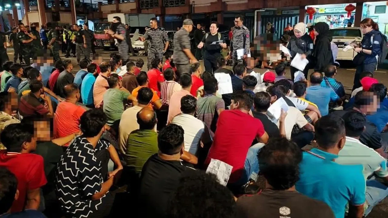 জঙ্গি সন্দেহে মালয়েশিয়ায় ৩৬ বাংলাদেশি আটক