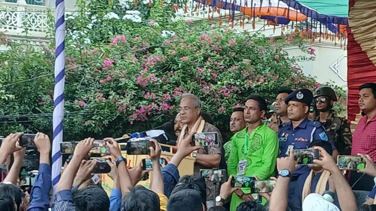 দেশে আইনশৃঙ্খলা পরিস্থিতি আগের চেয়ে অনেক উন্নত হয়েছে: স্বরাষ্ট্র উপদেষ্টা 