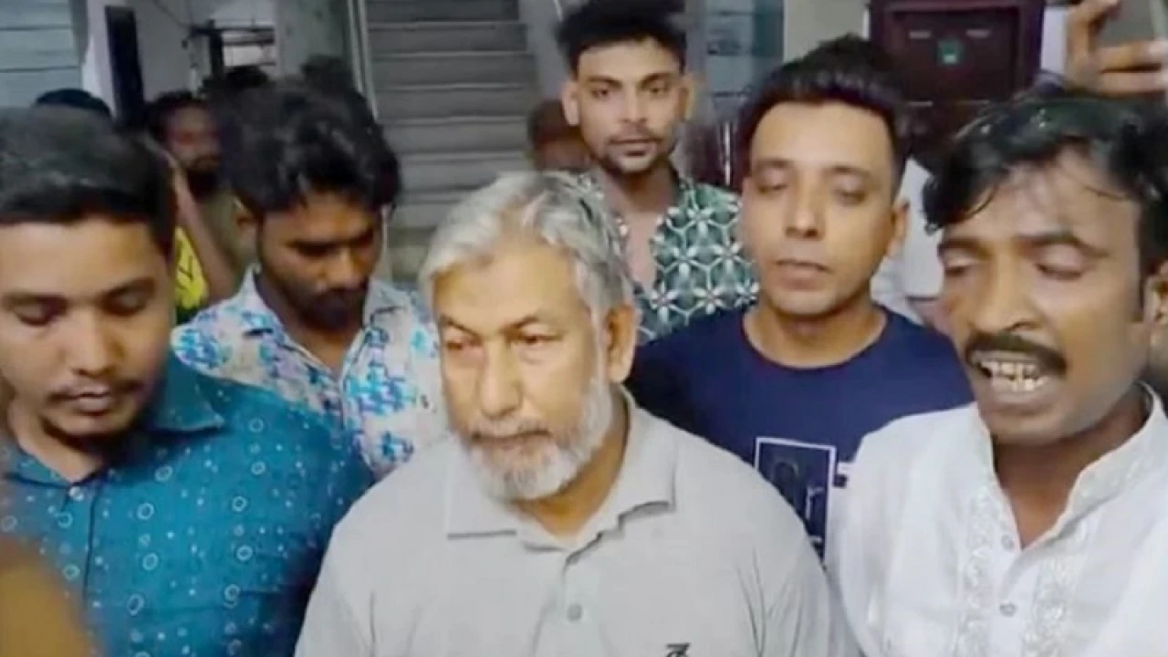 রাজশাহীতে আবাসিক হোটেল থেকে আ. লীগ নেতা গ্রেপ্তার 