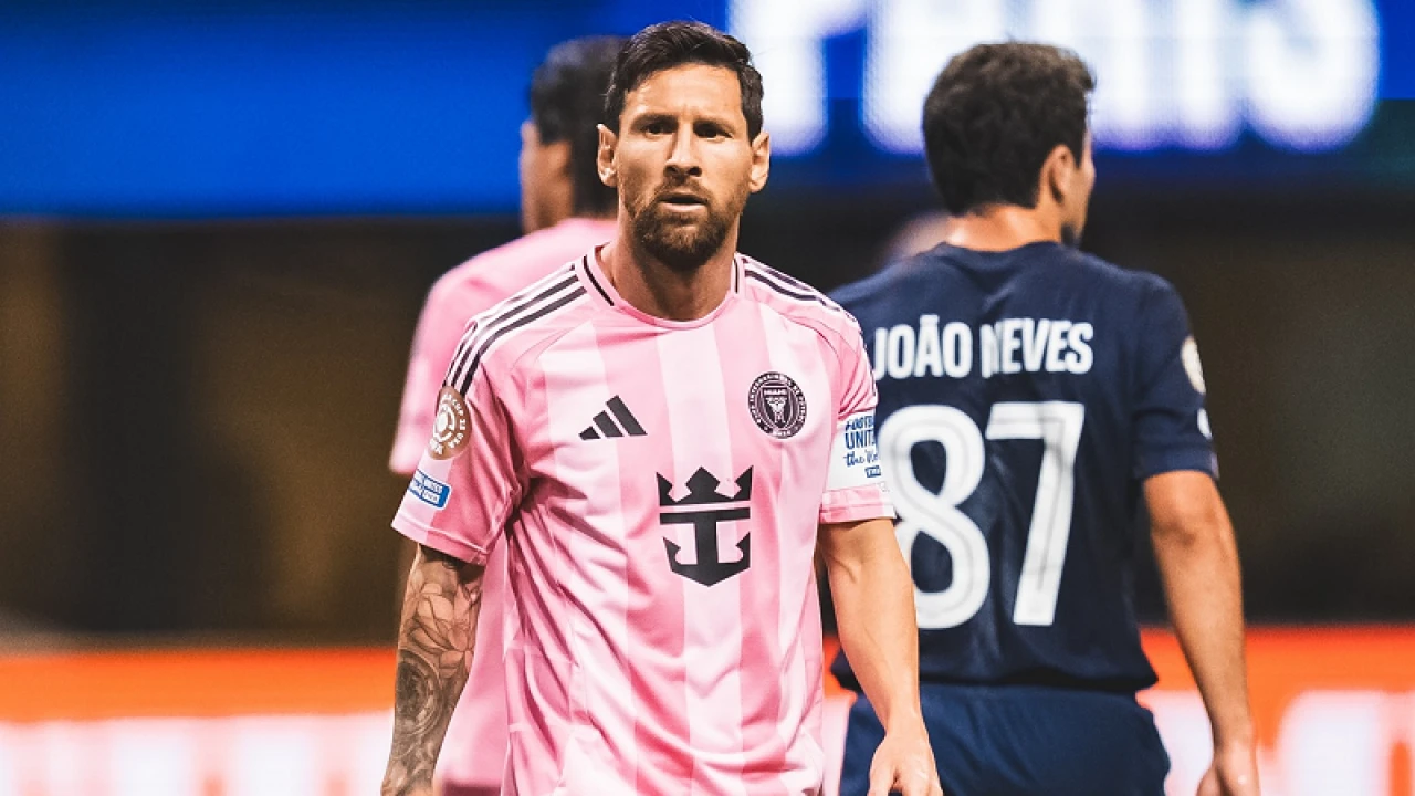 সাবেক ক্লাব পিএসজির কাছে উড়ে গেল মেসির মায়ামি