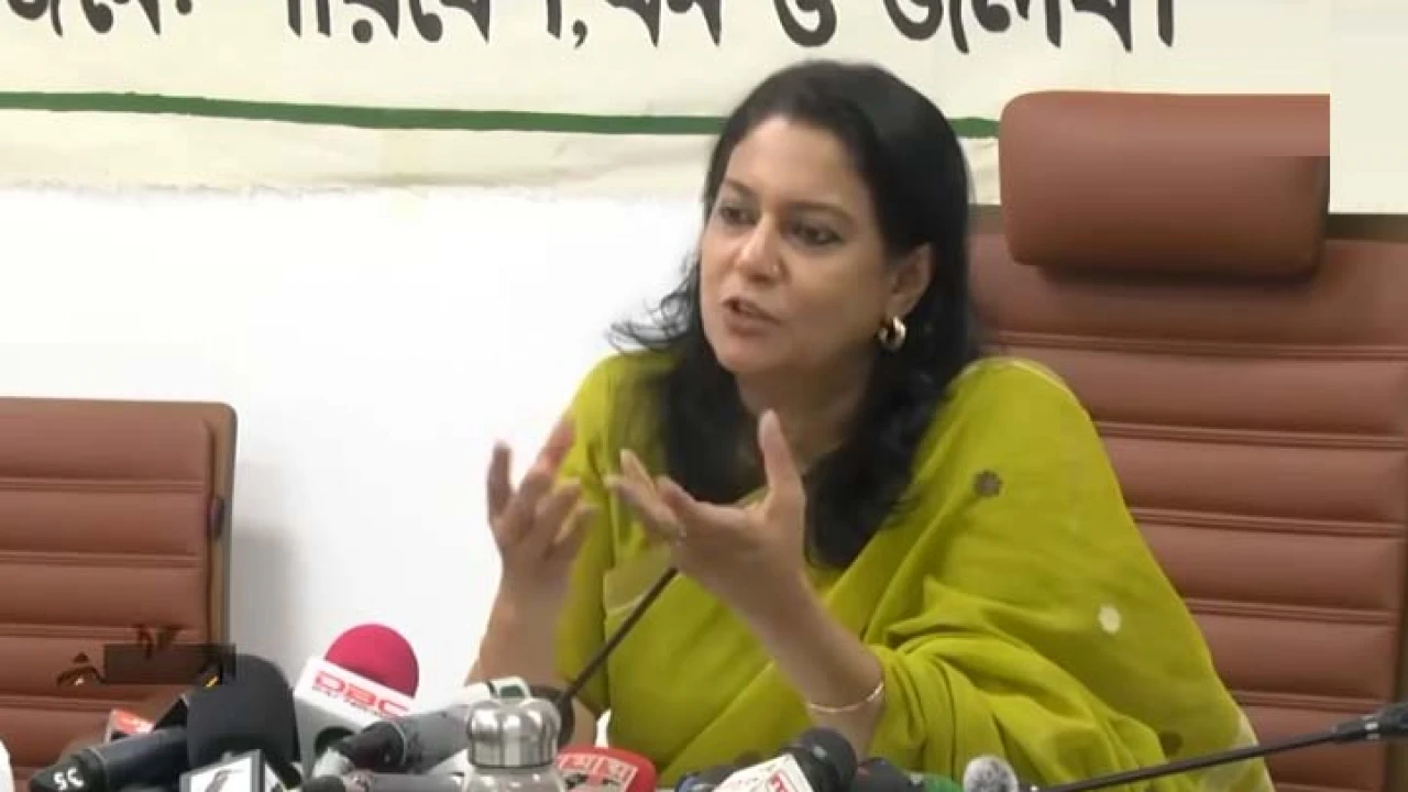 সড়ক থেকে মেয়াদোত্তীর্ণ গাড়ি তুলে নেওয়া হবে: রিজওয়ানা হাসান