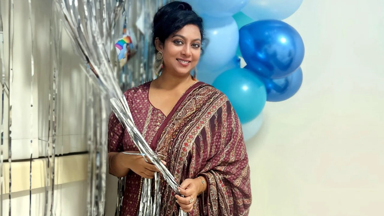 কবে ফিরছেন শাবনূর, জানালেন নির্মাতা