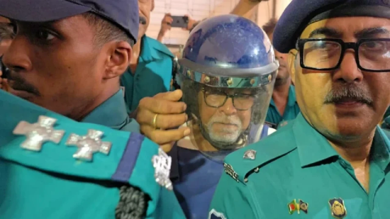 আদালতে স্বীকারোক্তি দিচ্ছেন সাবেক সিইসি নূরুল হুদা