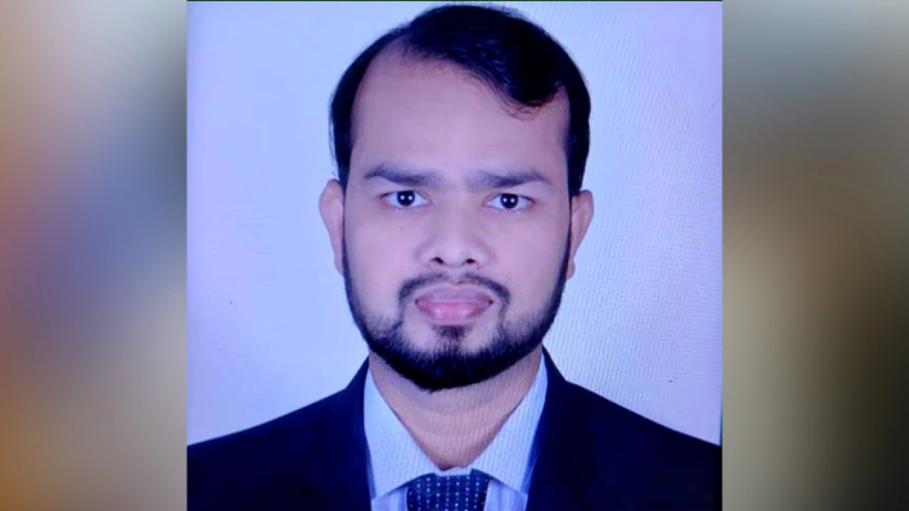 ‘খাস কামরায়’ নিয়ে ঘুষ দাবি সাব-রেজিস্ট্রারের