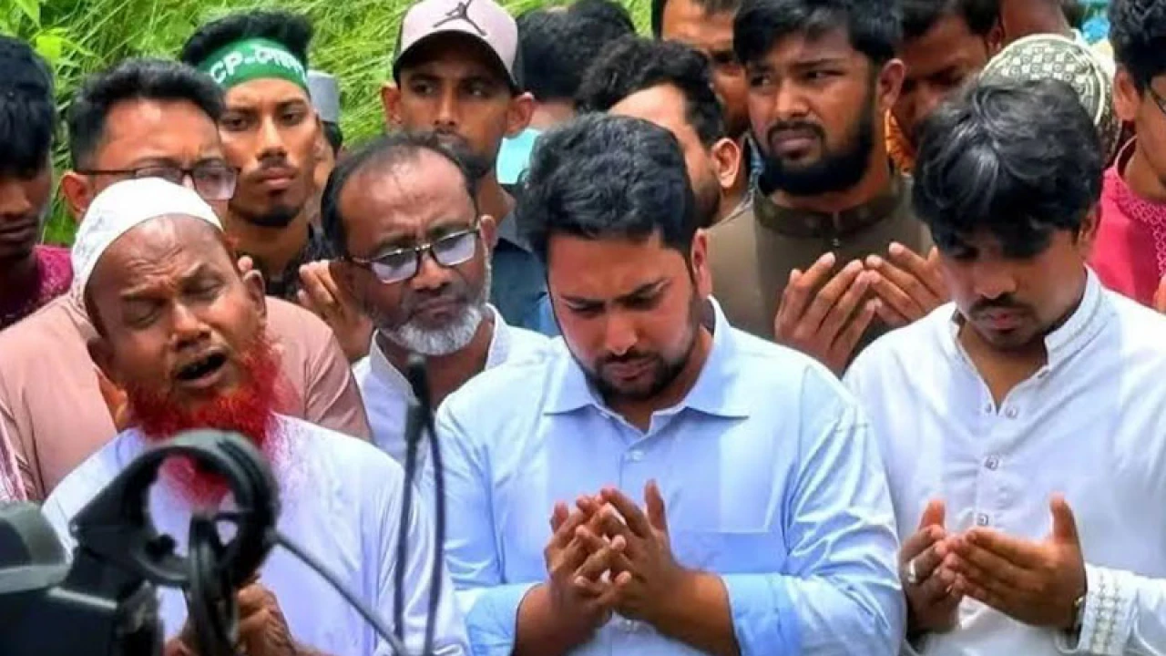 এনসিপির কর্মসূচির ব্যাঘাত ঘটাতে নানাভাবে ভয় দেখানো হচ্ছে: নাহিদ ইসলাম 