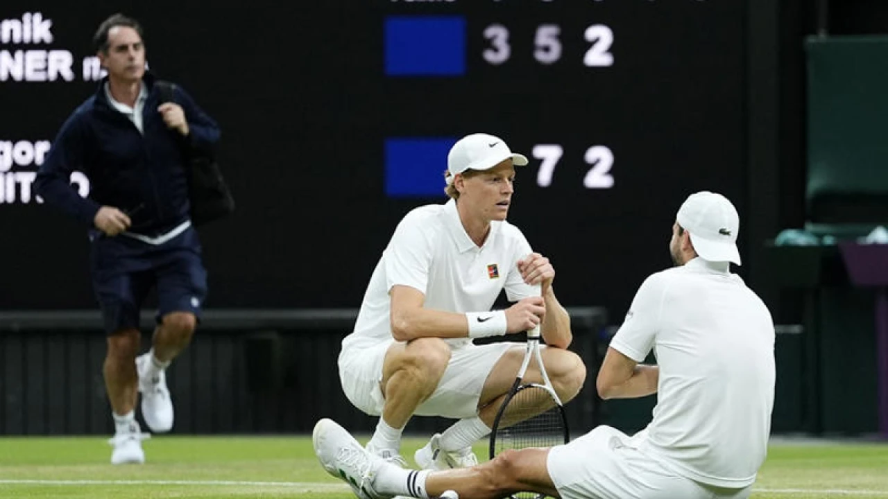 চোটে কাঁদলেন দিমিত্রভ, ‘জিতেও জেতা মনে হয়নি’ বললেন সিনার