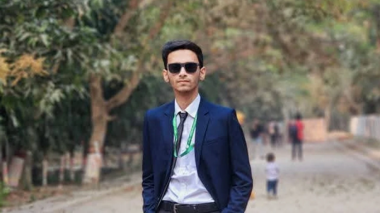 পুকুরে ডুবে আইসিইউতে ভর্তি বিশ্ববিদ্যালয়ের শিক্ষার্থী