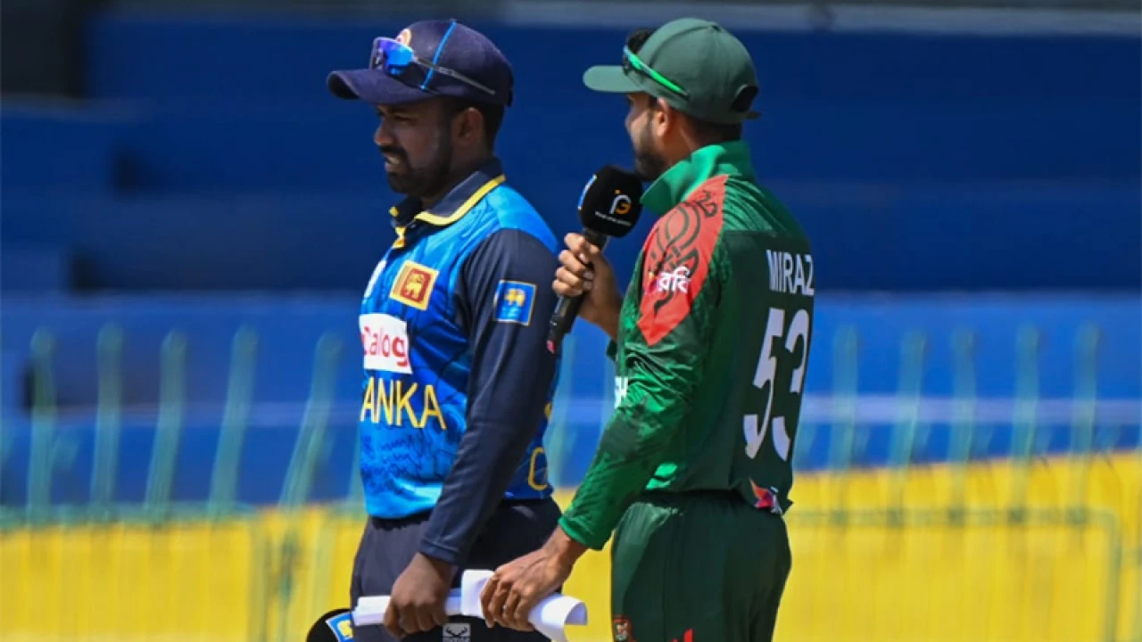 টস হেরে ফিল্ডিংয়ে বাংলাদেশ, ফিরেছেন তাসকিন