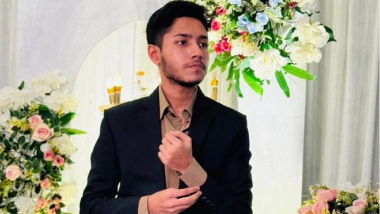 কক্সবাজার সৈকতে গোসলে নেমে নিখোঁজ চবি শিক্ষার্থীর মরদেহ উদ্ধার 