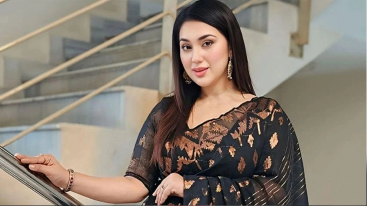 জামিননামা দাখিল করলেন অপু বিশ্বাস