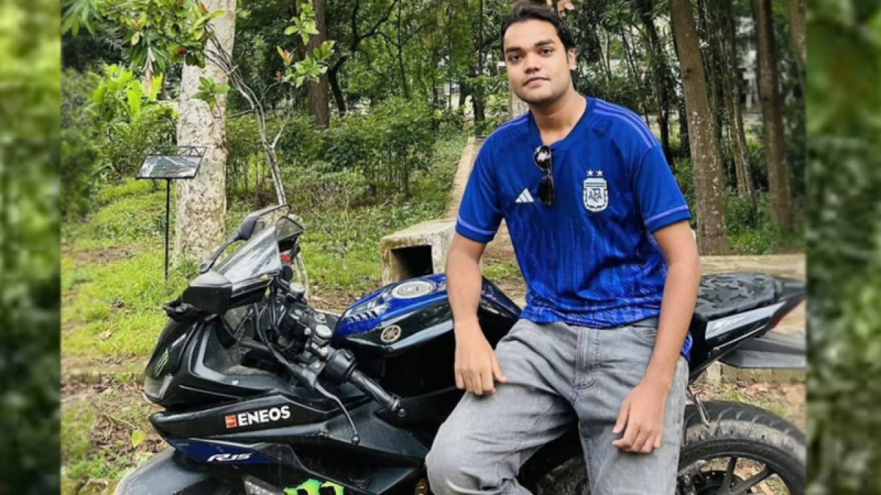 নিখোঁজ চবি শিক্ষার্থীর সন্ধান মেলেনি ৩ দিনেও  