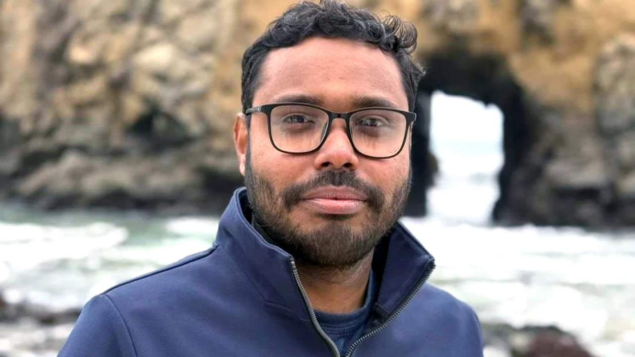 গুগলে চাকরি পেলেন রুয়েটের ওয়াসিক আল আজাদ