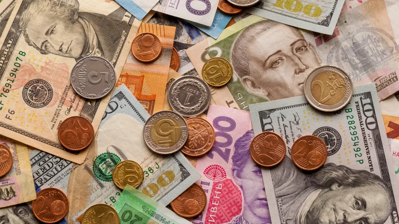 ‘স্টকহোম ব্যাংক থেকে ইউরোপে প্রথম ব্যাংক নোট ইস্যু করা হয়’