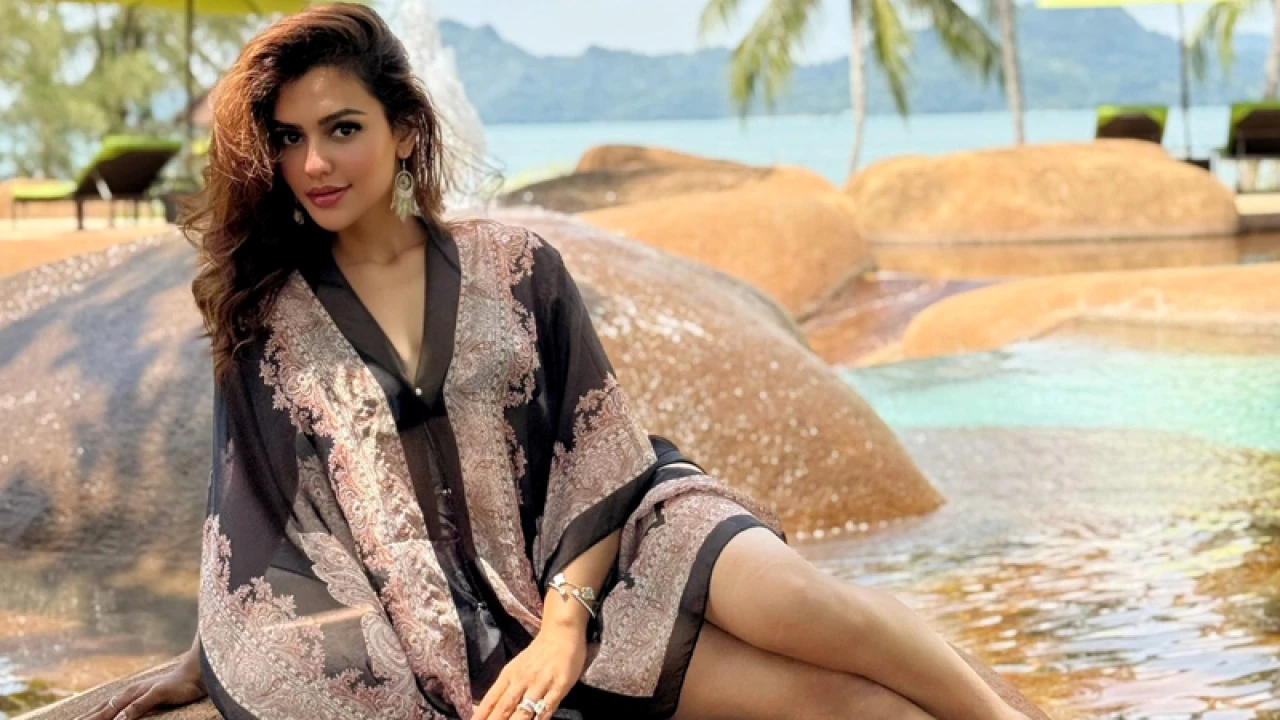 ‘আমি ছেড়ে দিলাম’