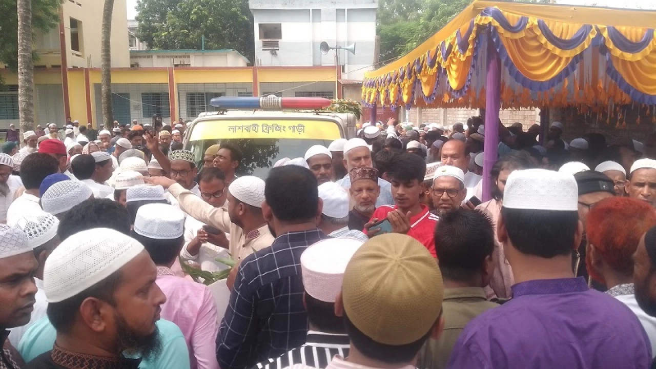 তাড়াশে জানাজা অনুষ্ঠানে মোবাইল চুরির হিড়িক 