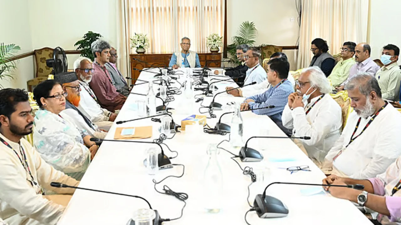 আরও ১৩ দল ও জোটের সঙ্গে বৈঠক করছেন প্রধান উপদেষ্টা