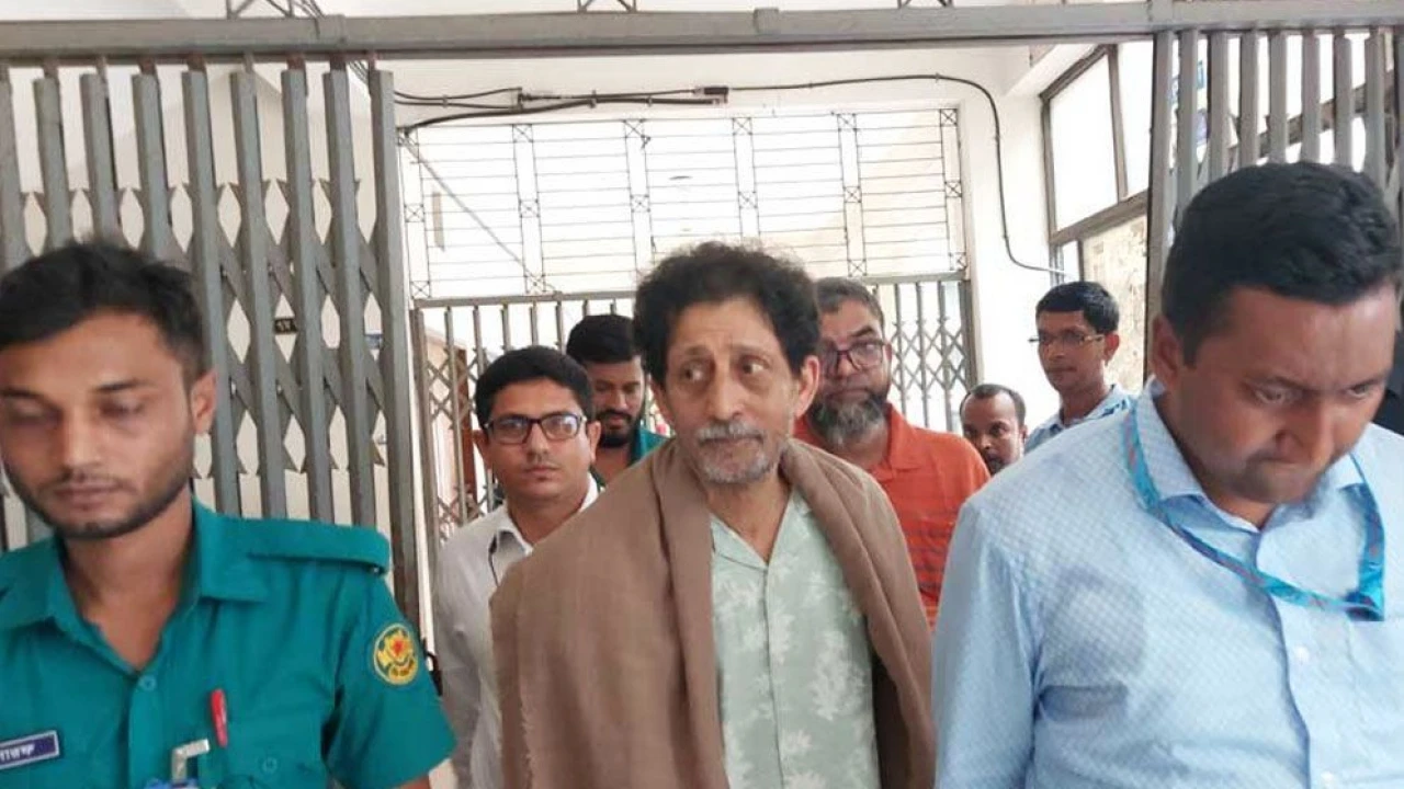 দুর্নীতির মামলায় আবুল বারকাত রিমান্ডে 