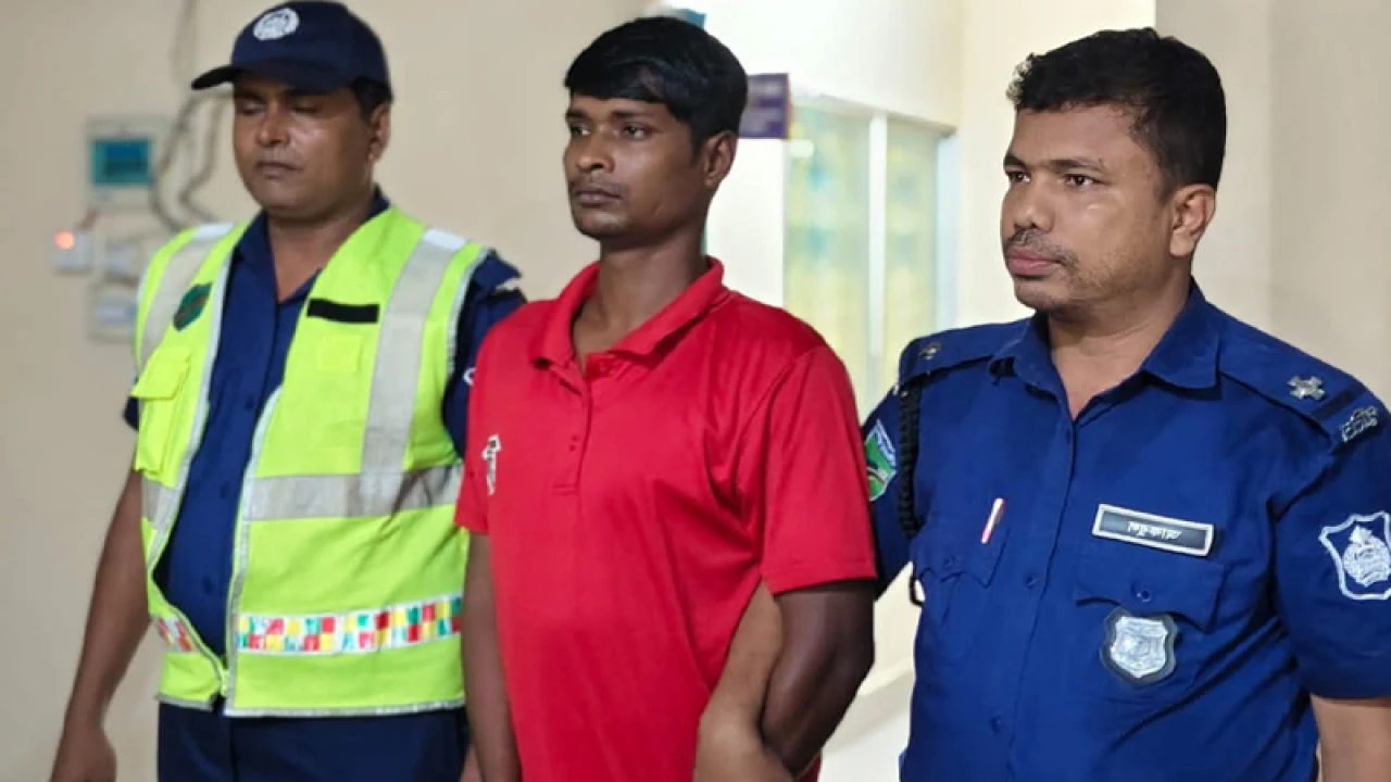 নাটোরে দুর্ঘটনায় ৮ জন নিহত, ট্রাকচালক গ্রেপ্তার