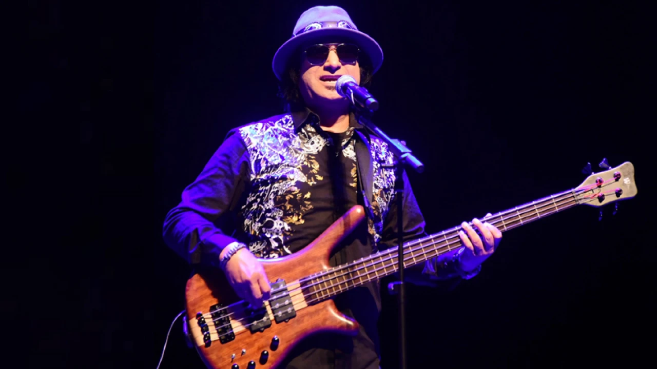 ‘নাই তুমি নাই, দিন তো এসব ভুলে যায়’