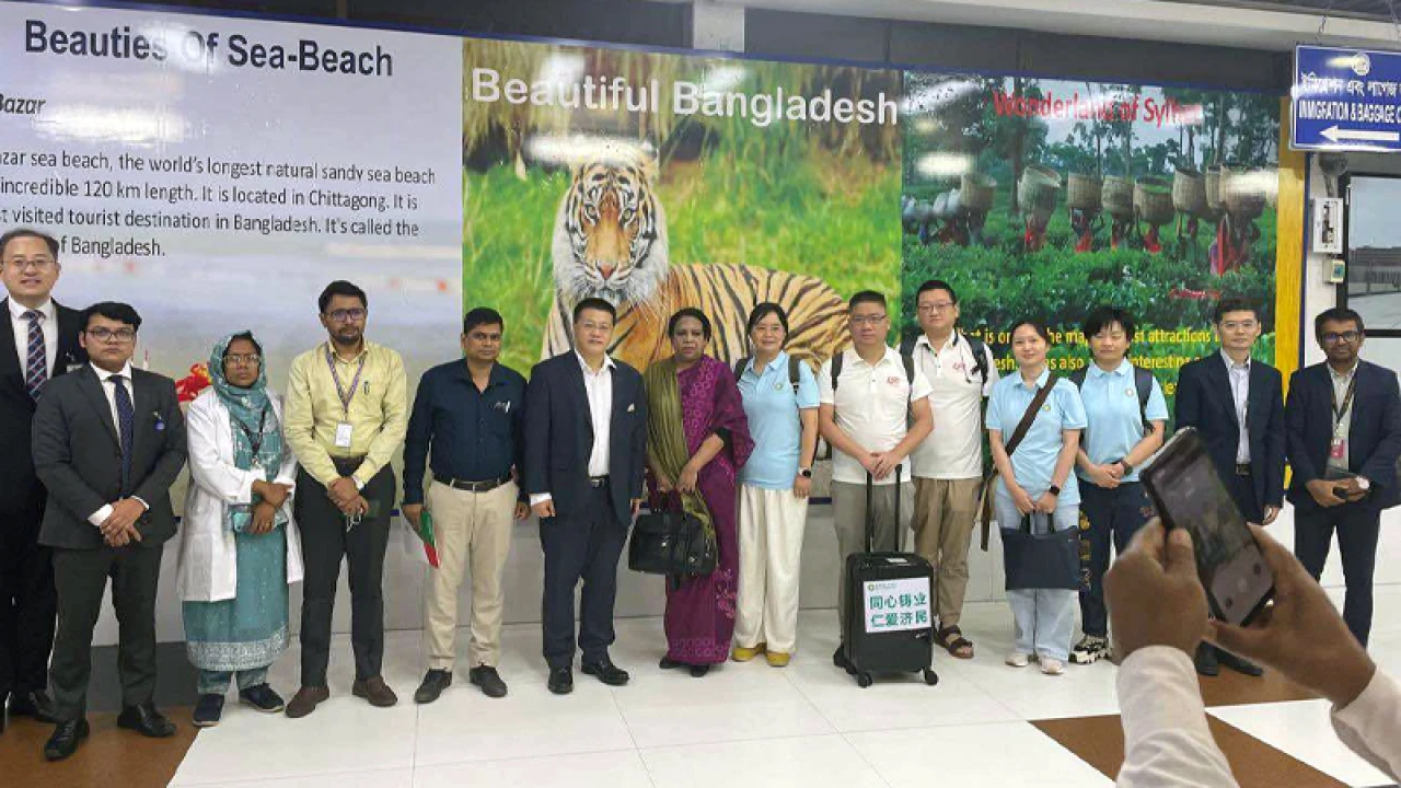 ঢাকায় পৌঁছেছে চীনের বিশেষজ্ঞ চিকিৎসক দল