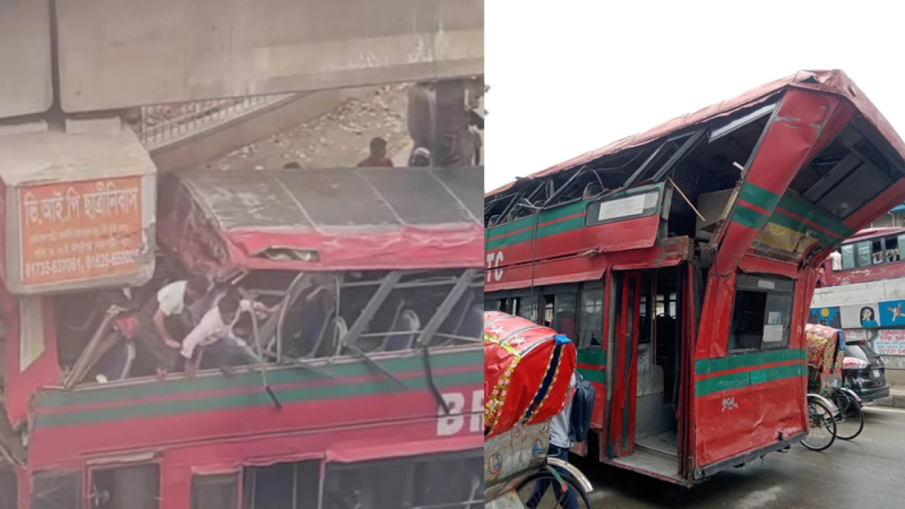 এলিভেটেড এক্সপ্রেসওয়ের পিলারে বাসের ধাক্কা