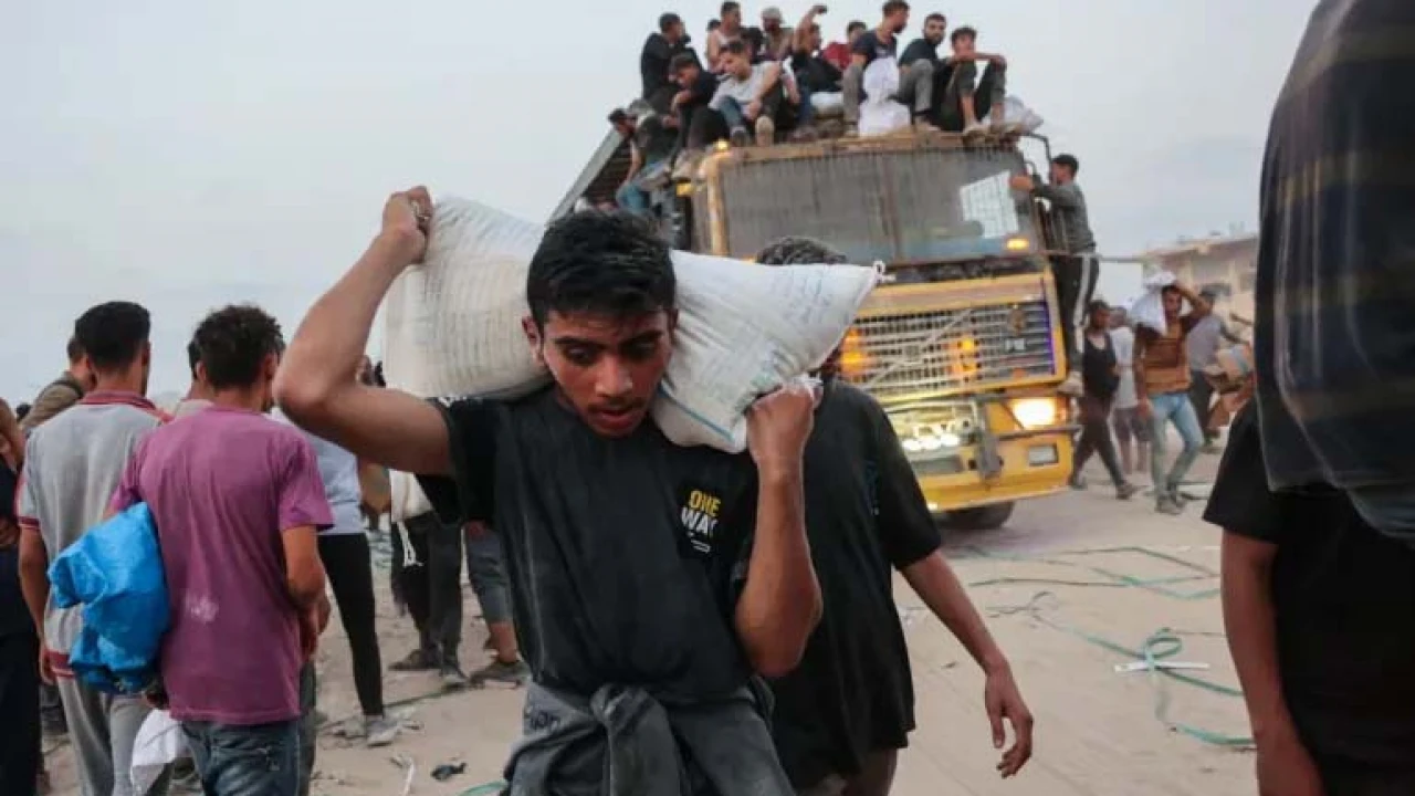 মানবিক বিরতিতেও ৩৩ ত্রাণপ্রার্থীসহ ৮৩ ফিলিস্তিনিকে হত্যা