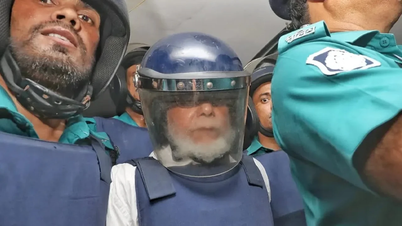 সাবেক প্রধান বিচারপতি খায়রুল হক ৭ দিনের রিমান্ডে 