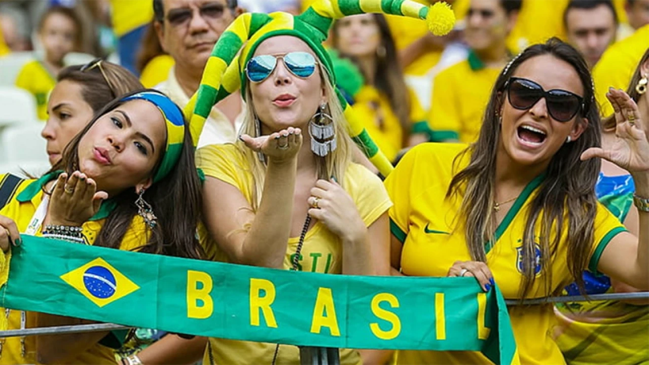 ব্রাজিল সমর্থকদের বিশ্বকাপে নিষিদ্ধ করতে পারেন ট্রাম্প