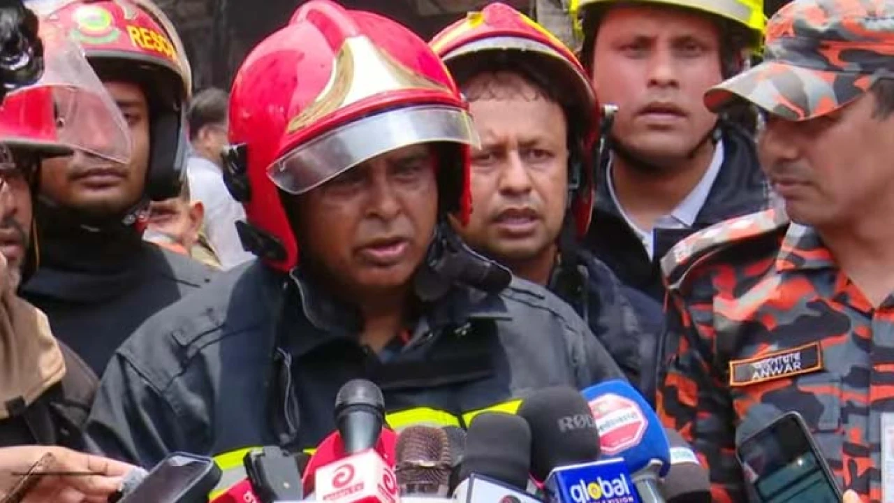 সুন্দরবন স্কয়ার মার্কেটের আগুন নিয়ন্ত্রণের পর যা জানাল ফায়ার সার্ভিস