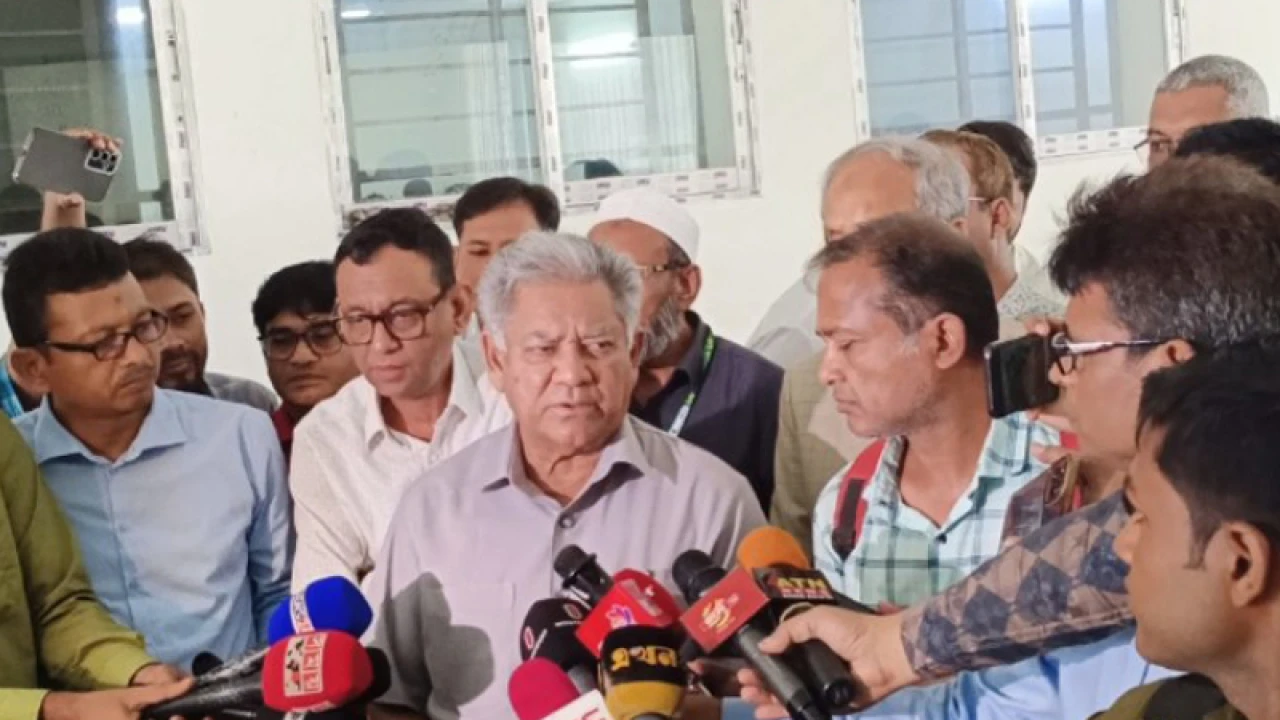 ‘কিছু লোক ইন্ডাস্ট্রি করেছে টাকা এদিক ওদিক করার জন্য’ 