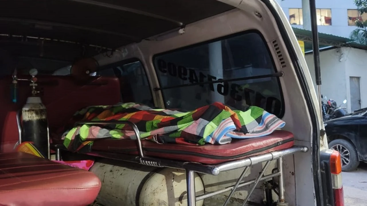 ঢামেকে লাশ নিয়ে টানাটানি-বাকবিতণ্ডা