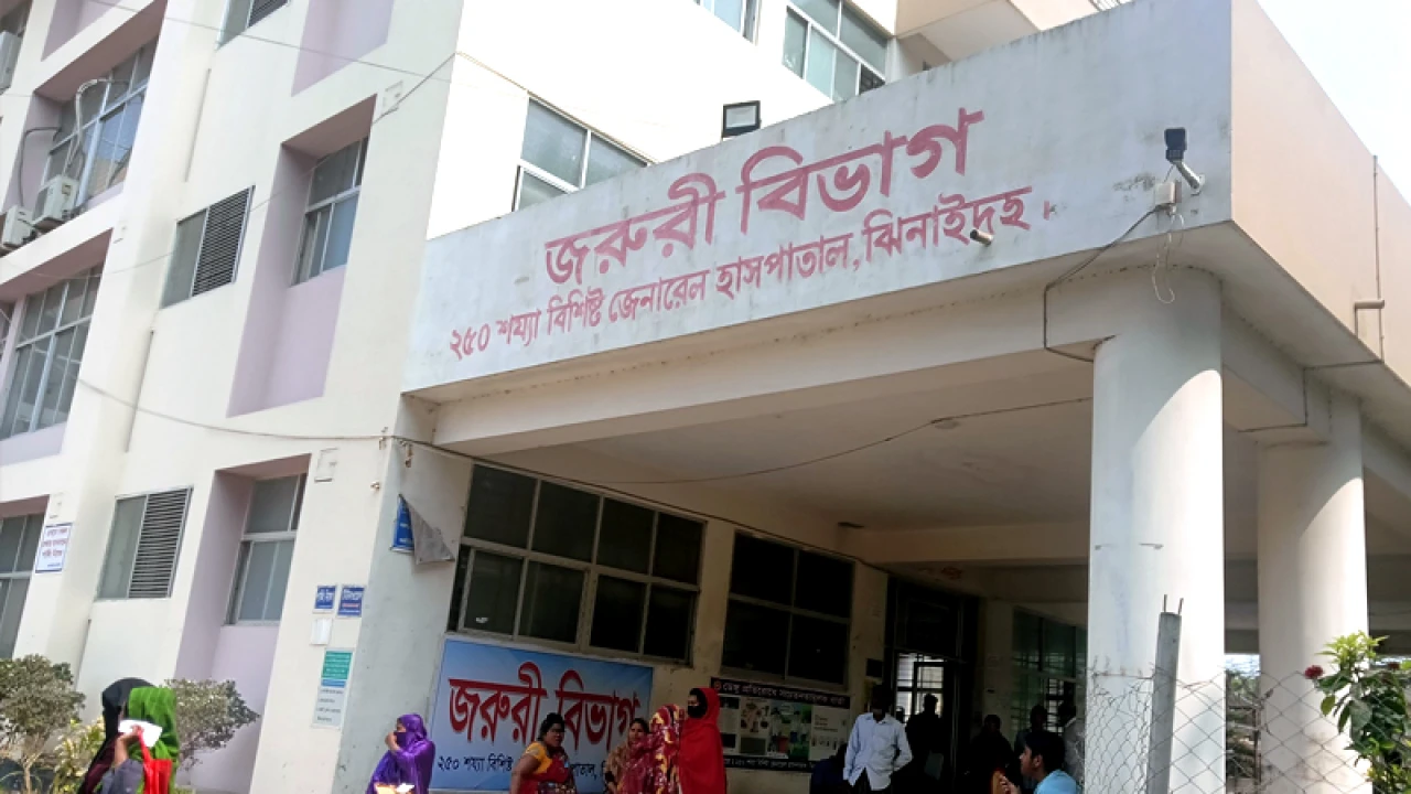 জমি নিয়ে বিরোধ, ভাই-ভাবিকে পিটিয়ে হত্যার চেষ্টা