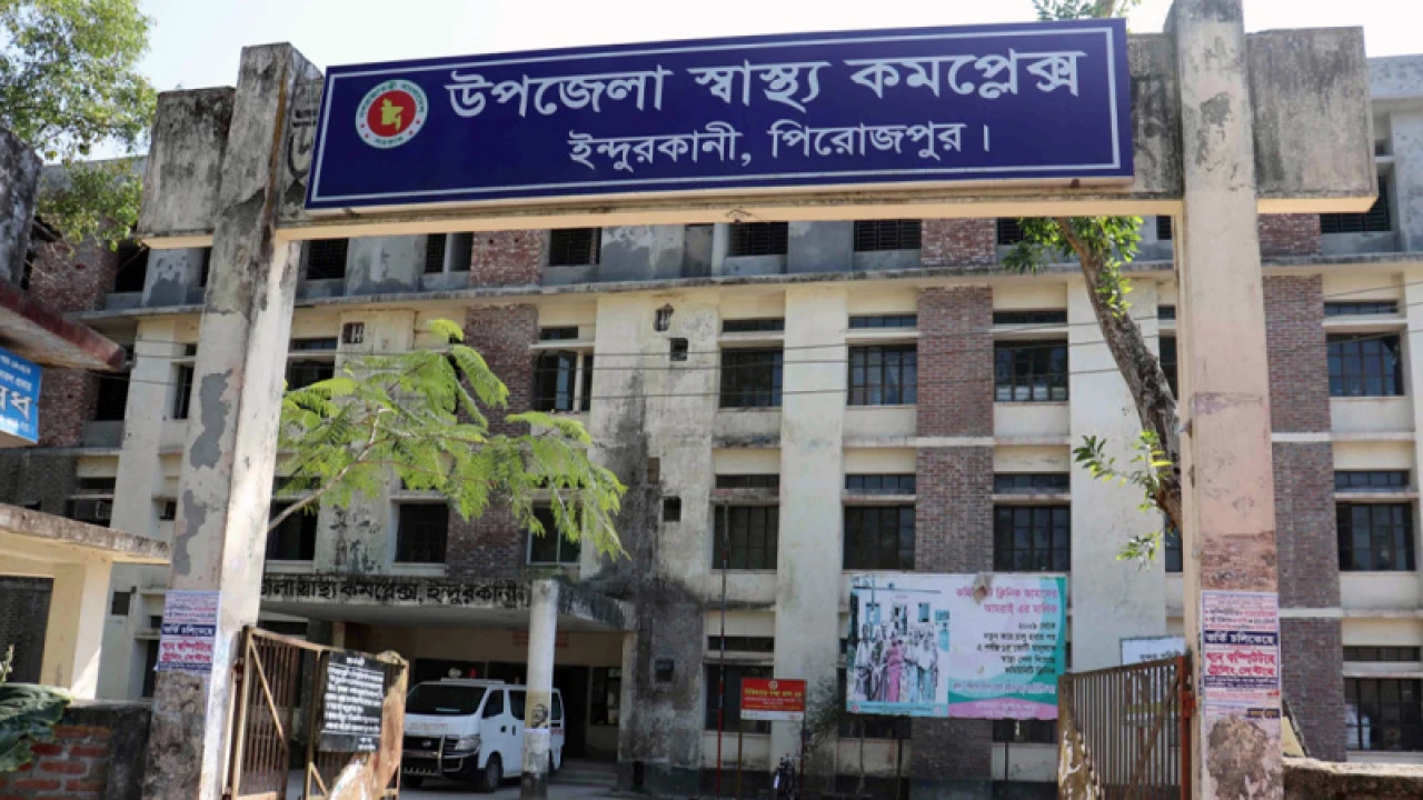 মাদক সেবনে বাধা দেওয়ায় ব্যবসায়ীকে হাতুড়িপেটা