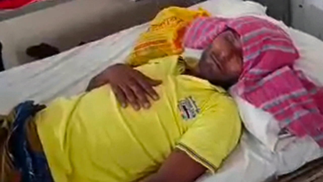 সীমান্তে বিএসএফের গুলিতে বাংলাদেশি যুবক আহত