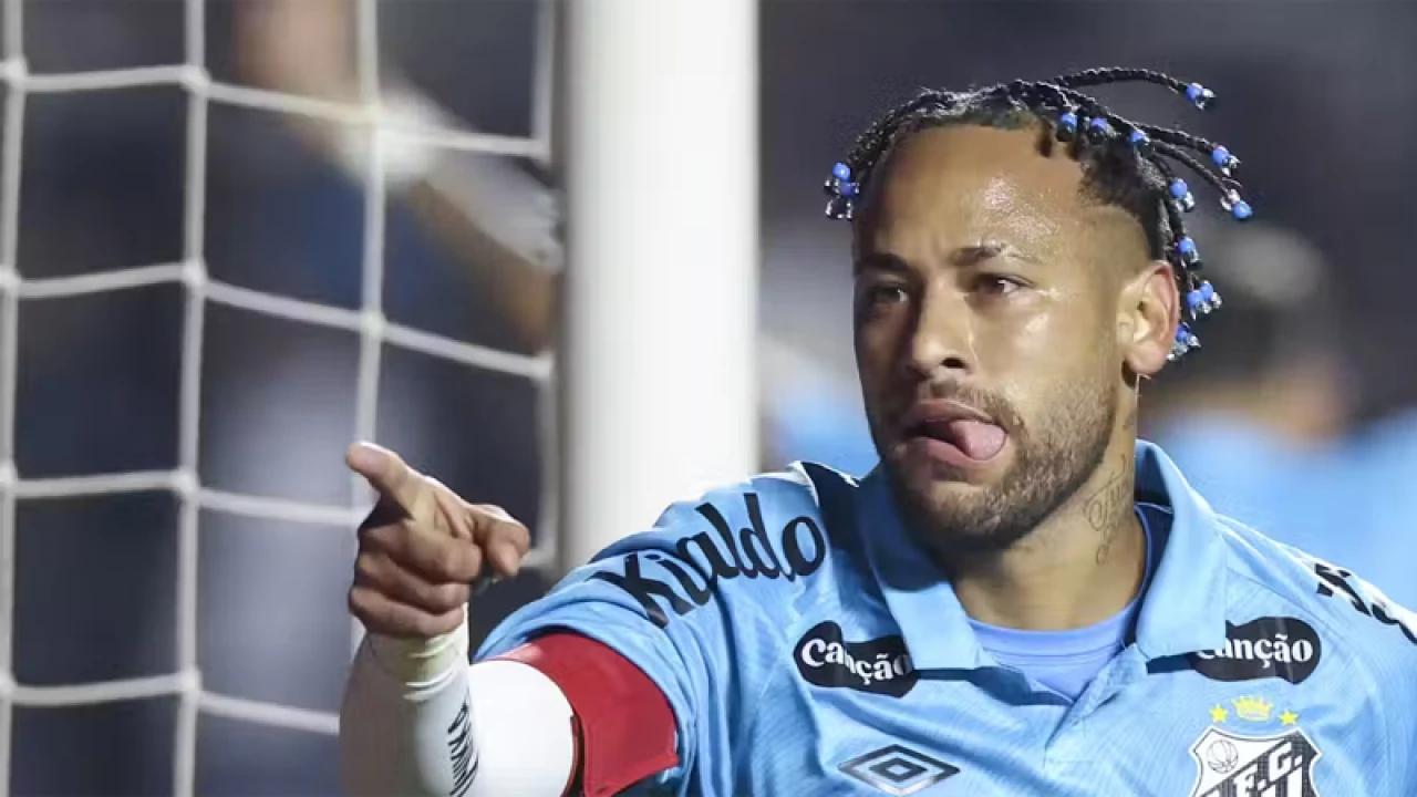 নেইমারের জোড়া গোলে সান্তোসের জয়