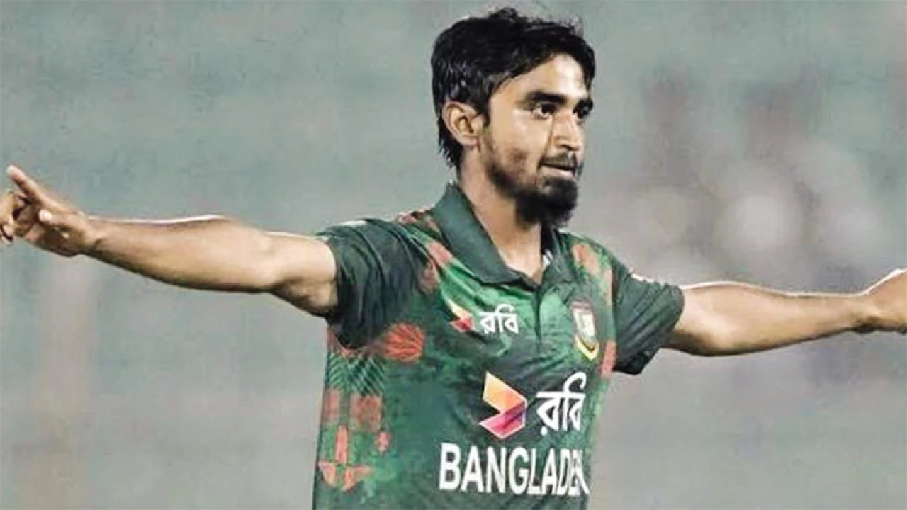 ডাকসুর ভোটার তালিকায় পেসার তানজিম