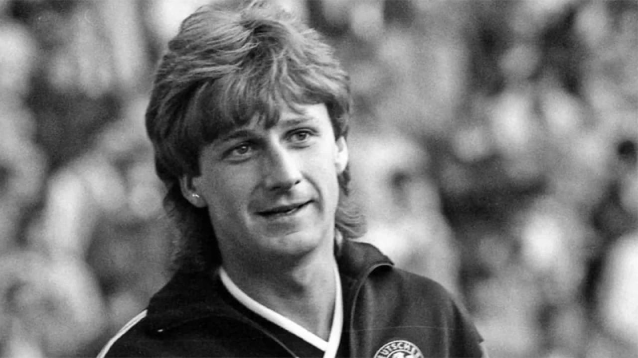 জার্মানির বিশ্বকাপজয়ী স্ট্রাইকারের মৃত্যু