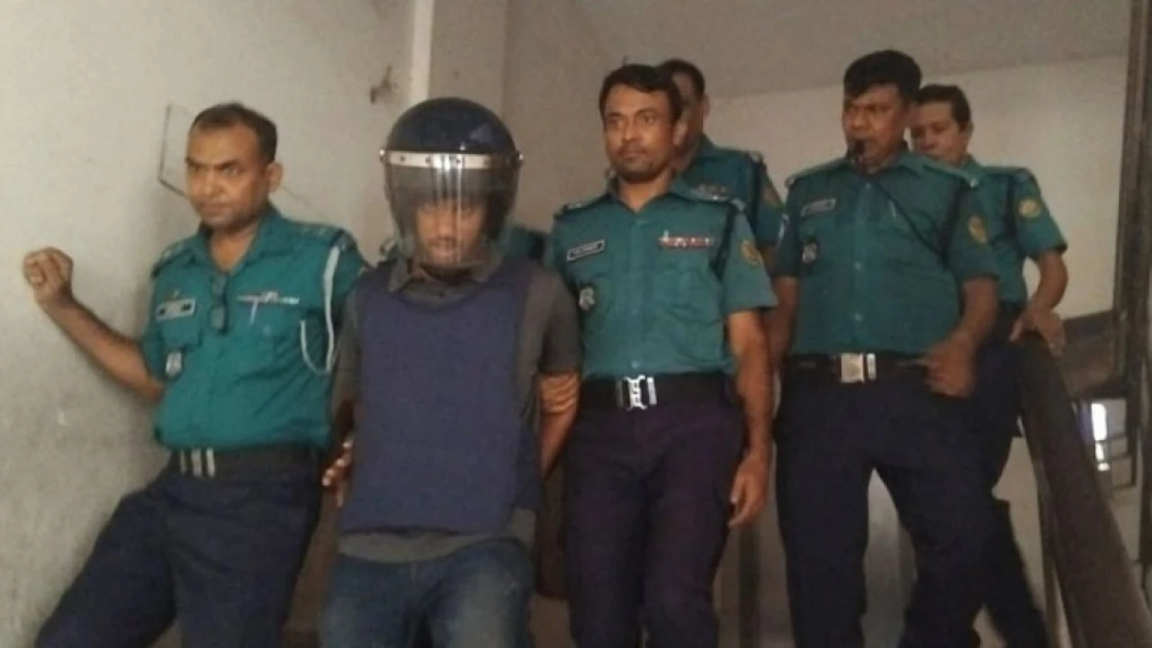 চাঁদাবাজির মামলায় দোষ স্বীকার করলেন অপু 