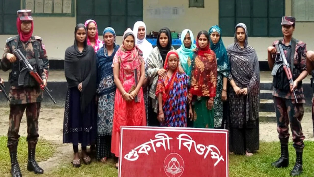 সীমান্ত দিয়ে ভারতে প্রবেশের চেষ্টা, ১১ নারী আটক