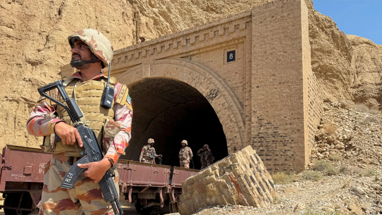 বেলুচিস্তানে মোবাইল ইন্টারনেট বন্ধ করল পাকিস্তান