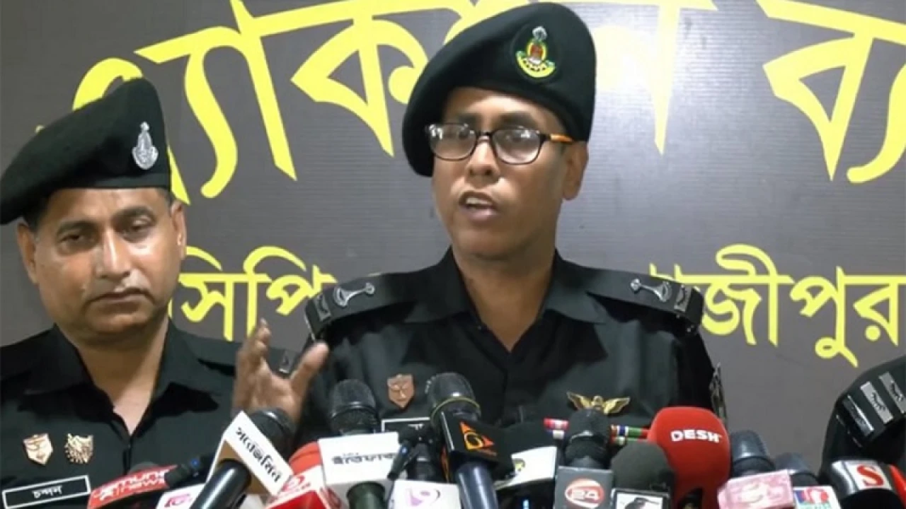 সাংবাদিক তুহিন হত্যায় জড়িত থাকার কথা স্বীকার করেছেন স্বাধীন