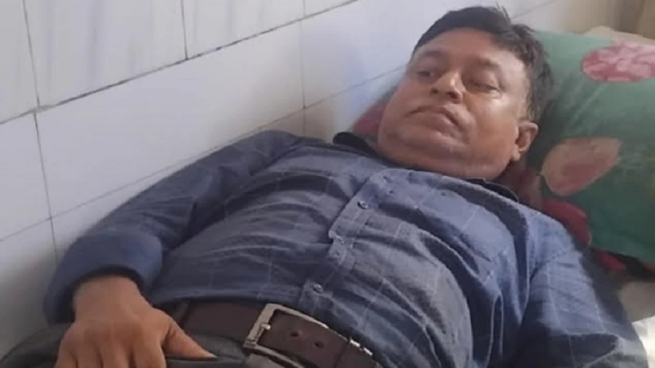 নিরাপত্তা চেয়ে থানায় অভিযোগ দেওয়ার পরই হামলার শিকার অধ্যক্ষ