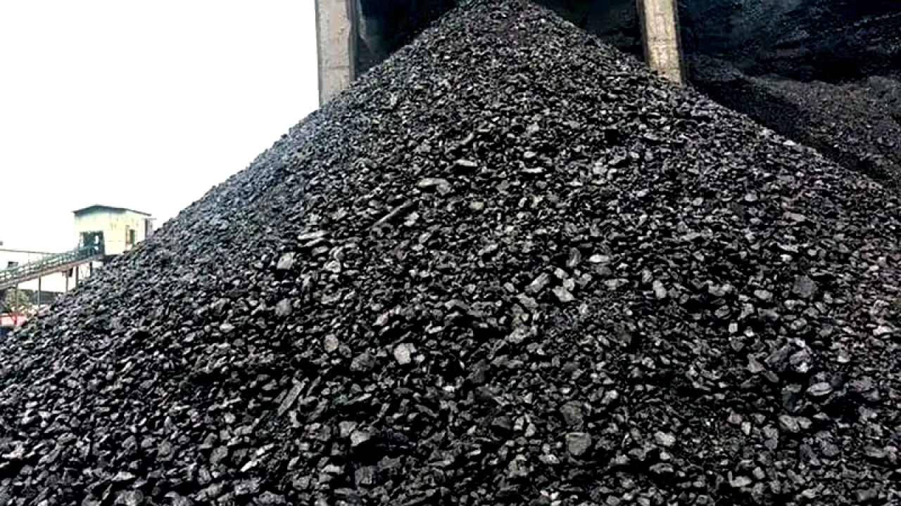 বড়পুকুরিয়ায় খনির নতুন ফেজ থেকে কয়লা উত্তোলন শুরু