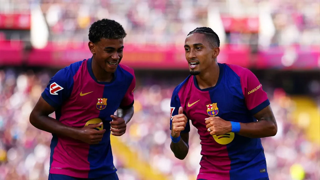 ৫-০ গোলে জয়ের পর দুঃসংবাদ শুনলেন ইয়ামাল-রাফিনিয়া