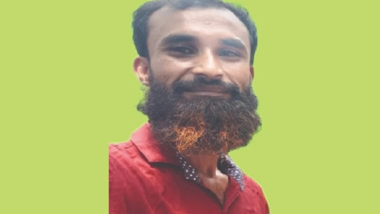 সাতক্ষীরায় যুবলীগ নেতাকে গণধোলাই দিয়ে পুলিশে সোপর্দ