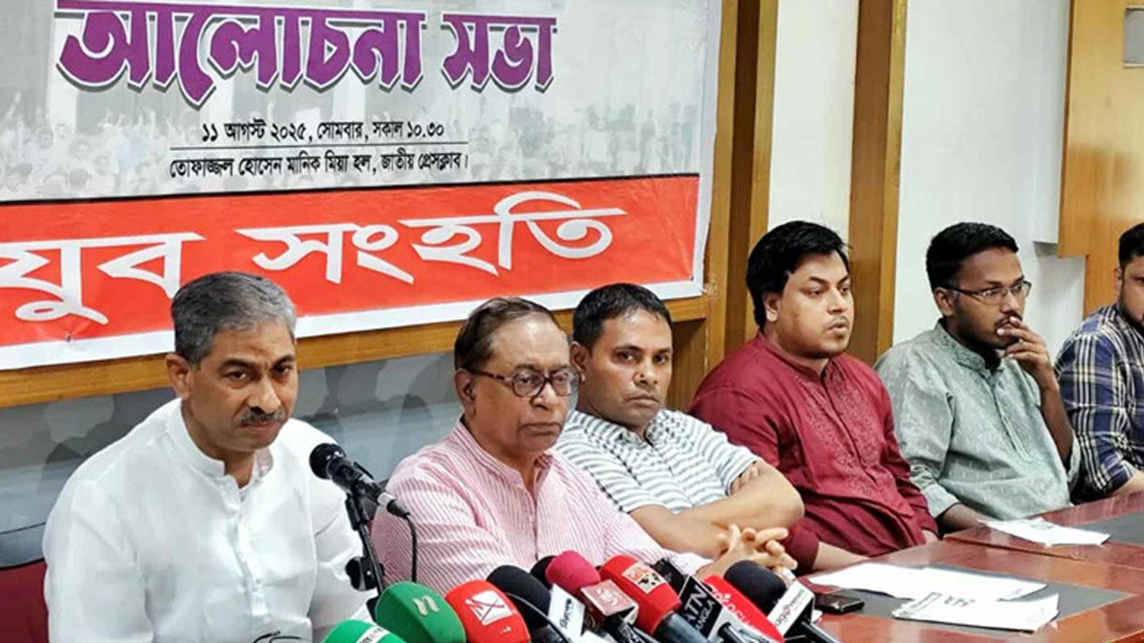 জিম্মি করে কিছু অর্জন করলে তার পরিণতি হবে ডাস্টবিন: এ্যানী 