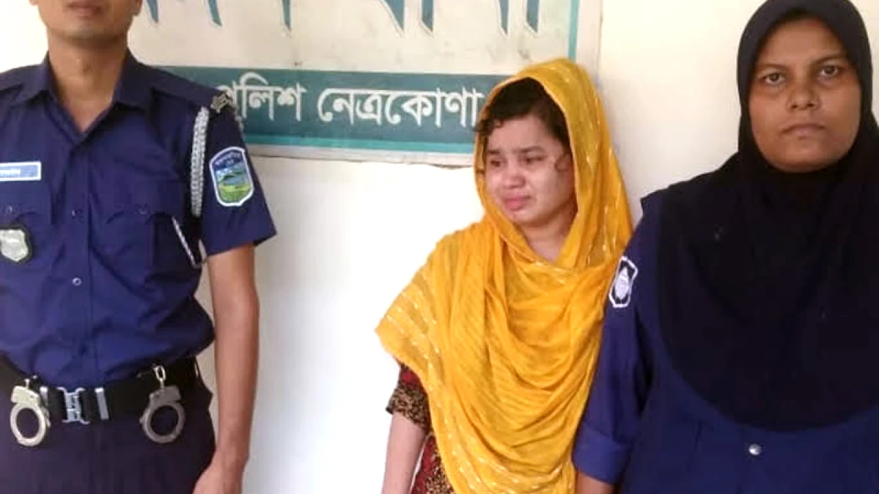 ইয়াবা নিয়ে ধরা খেয়ে জেলে স্বামী, পর দিন ইয়াবাসহ স্ত্রী গ্রেপ্তার