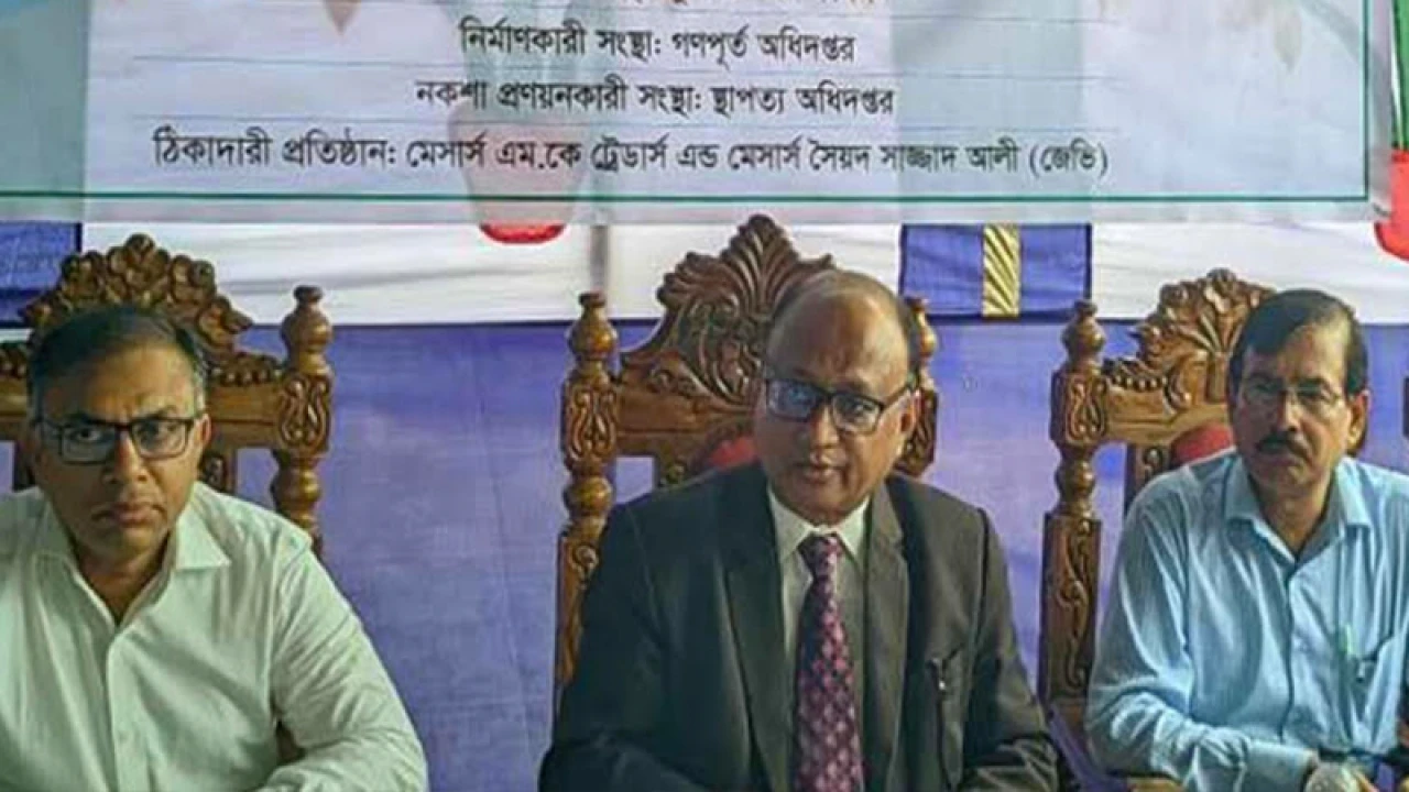 উপদেষ্টাদের বিরুদ্ধে সুনির্দিষ্ট অভিযোগ থাকলে নিয়ে আসুন: দুদক চেয়ারম্যান