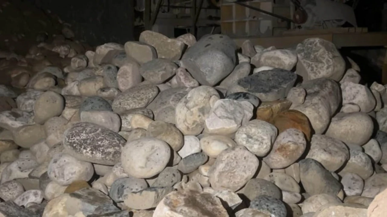সিলেটে আড়াই লাখ ঘনফুট পাথর উদ্ধার