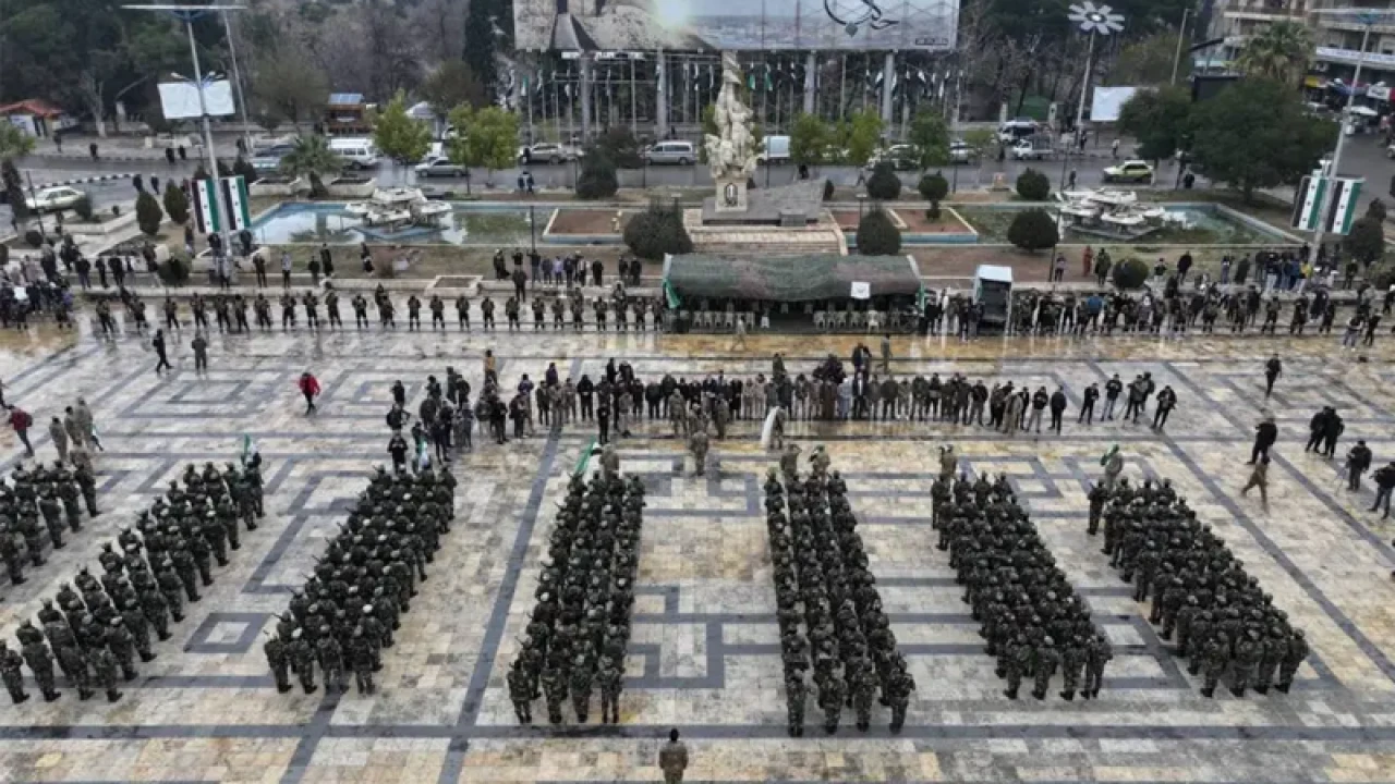 সিরিয়ায় খাদ্যে বিষক্রিয়ায় অসুস্থ ৫০০ সেনা